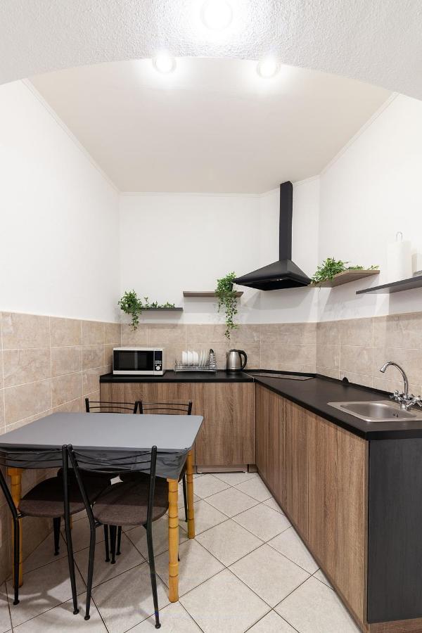 Avangard Shevchenko Avenue 11 Apart Lviv Ngoại thất bức ảnh