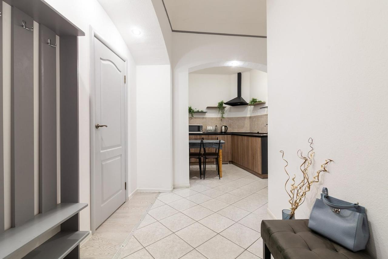Avangard Shevchenko Avenue 11 Apart Lviv Ngoại thất bức ảnh