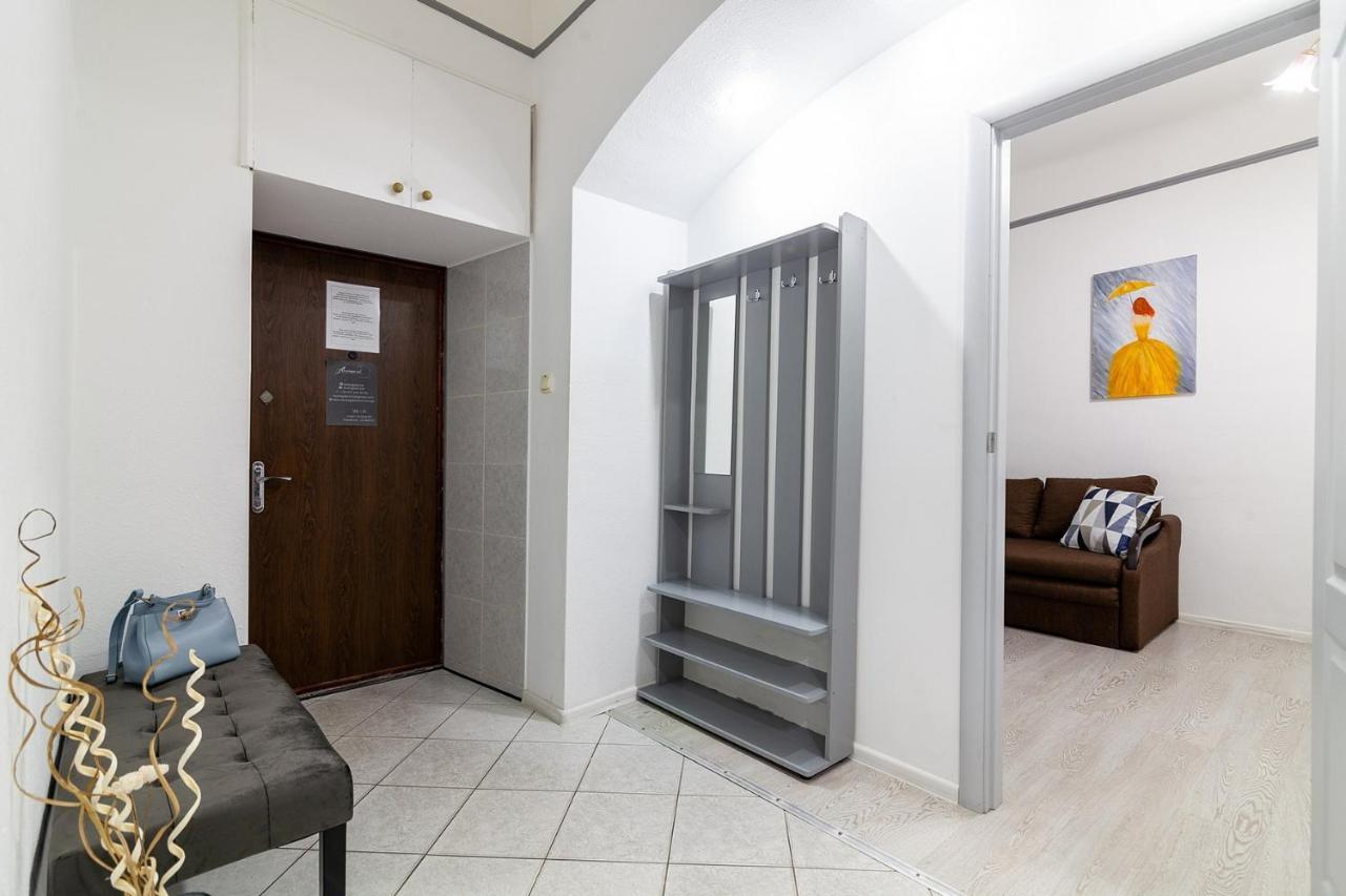 Avangard Shevchenko Avenue 11 Apart Lviv Ngoại thất bức ảnh
