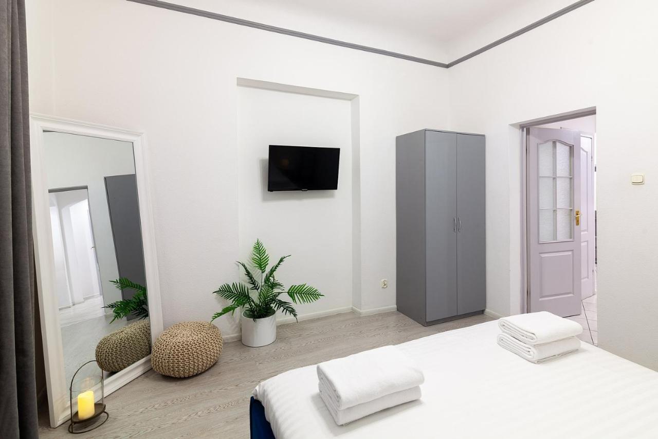 Avangard Shevchenko Avenue 11 Apart Lviv Ngoại thất bức ảnh