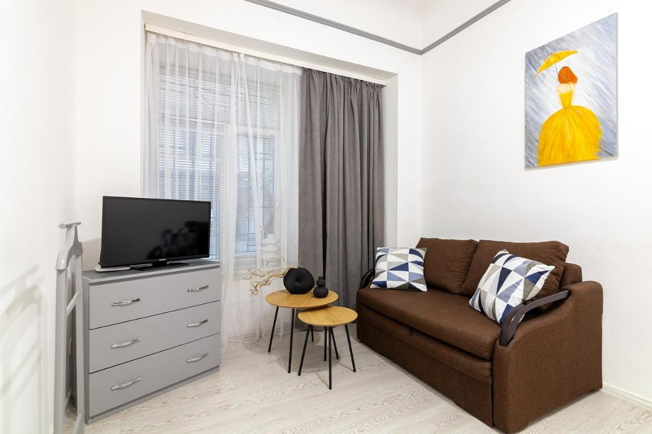 Avangard Shevchenko Avenue 11 Apart Lviv Ngoại thất bức ảnh